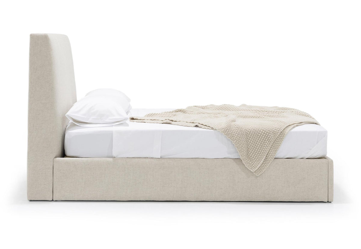 Verellen Aimee king bed in Amelia Bisque