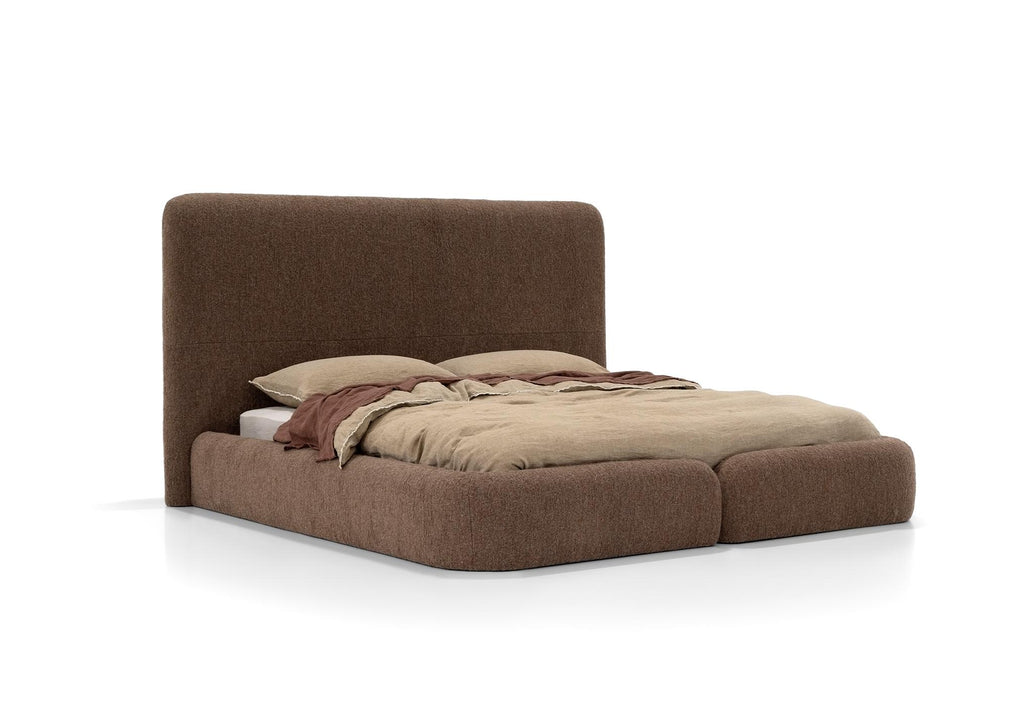 Verellen Crew king bed