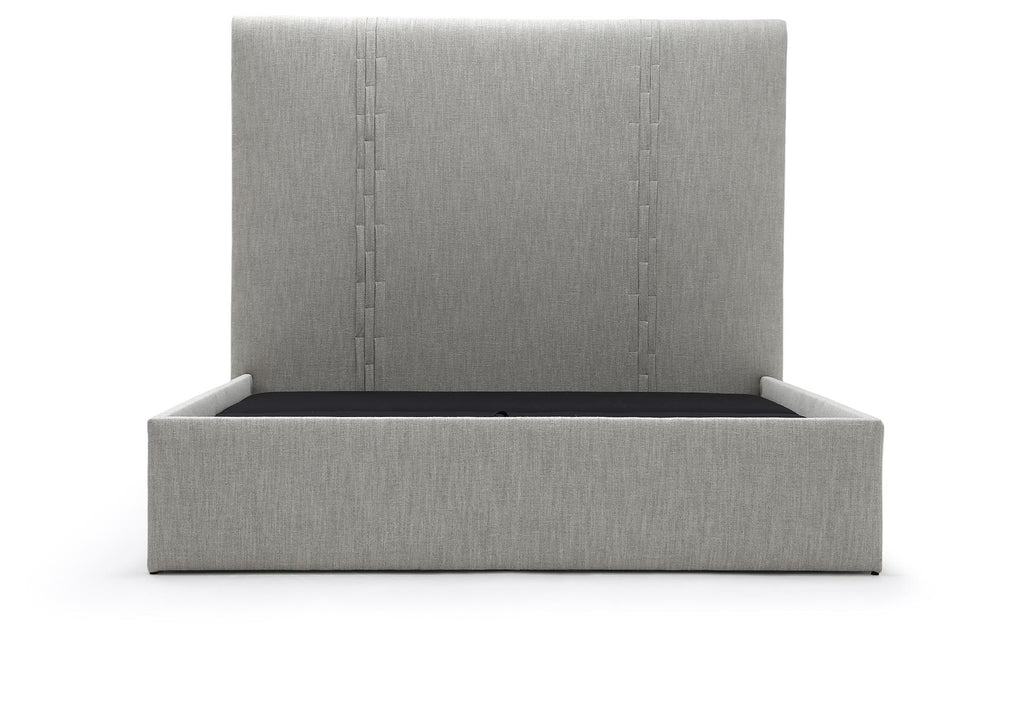 Verellen Emilio king bed in Pastel Linen