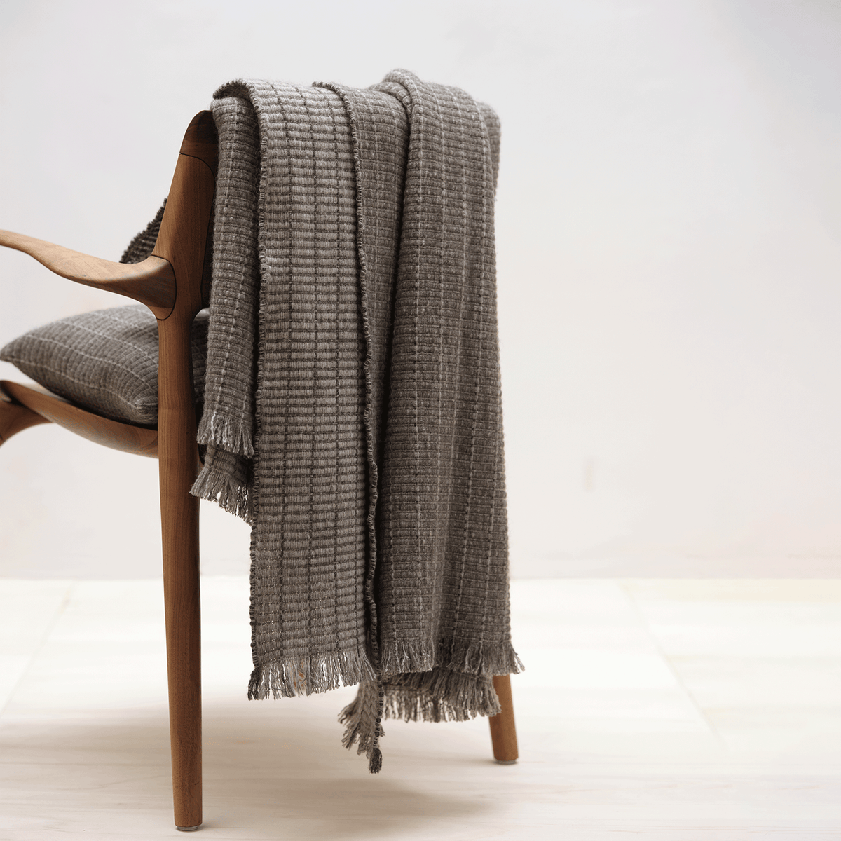 Teixidors Tile Throw — Stone